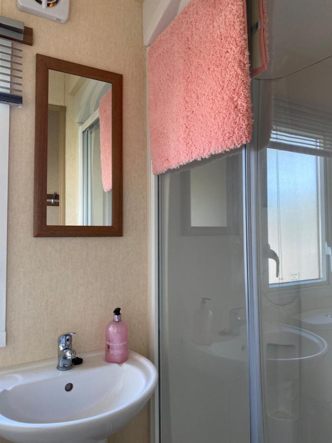Vista Caravan Hire Seasalter Eksteriør bilde